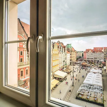 Schwarz Tiger 16 Rynek Apartamento Breslavia